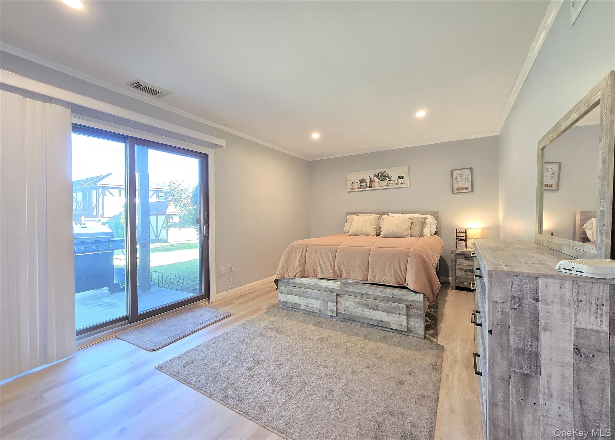 115 Bailey Court # 115, Middle Island, NY 11953