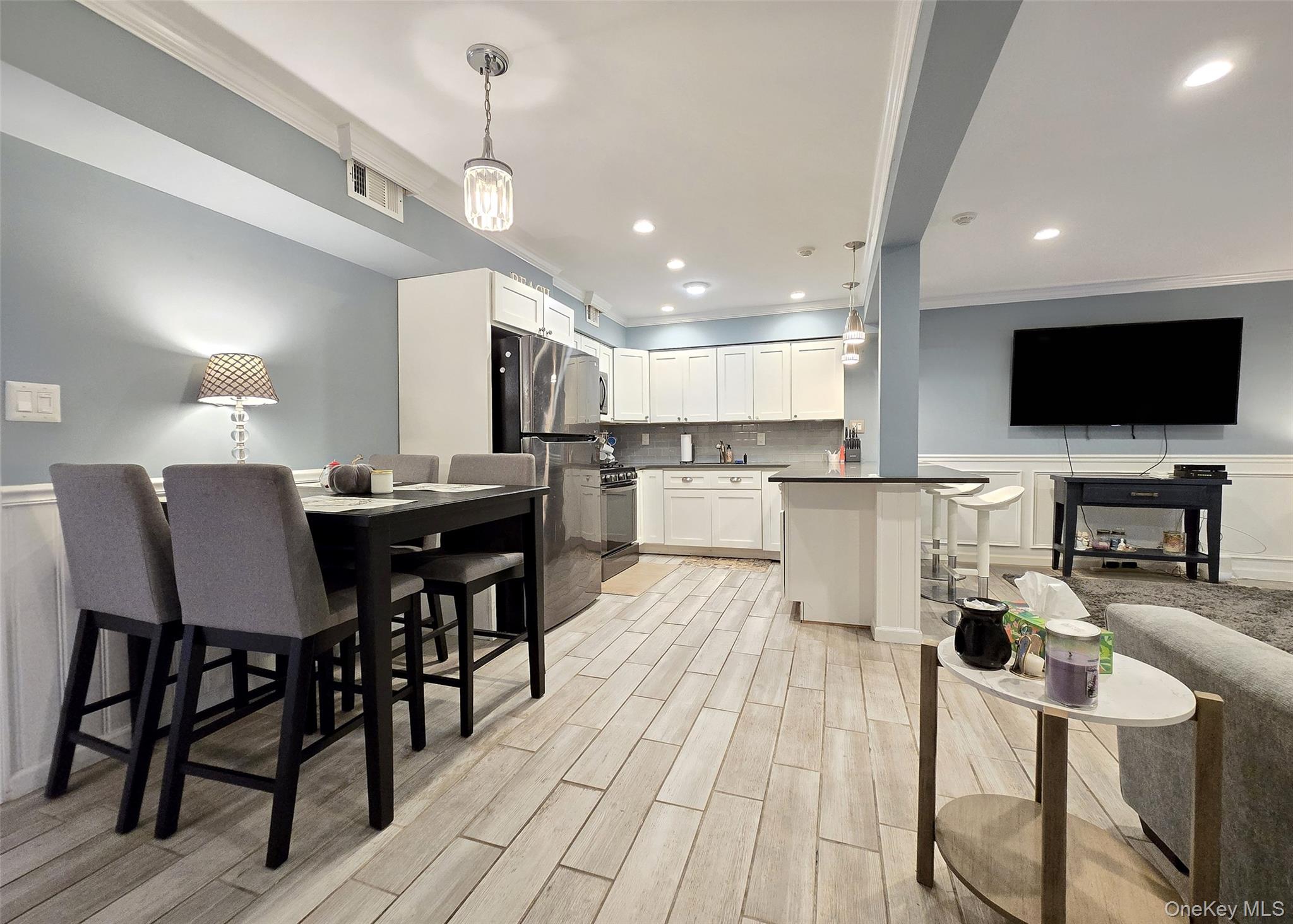 115 Bailey Court # 115, Middle Island, NY 11953