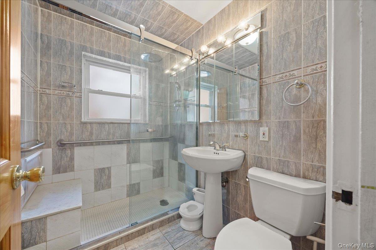 1193 Neill Avenue, Bronx, NY 10461