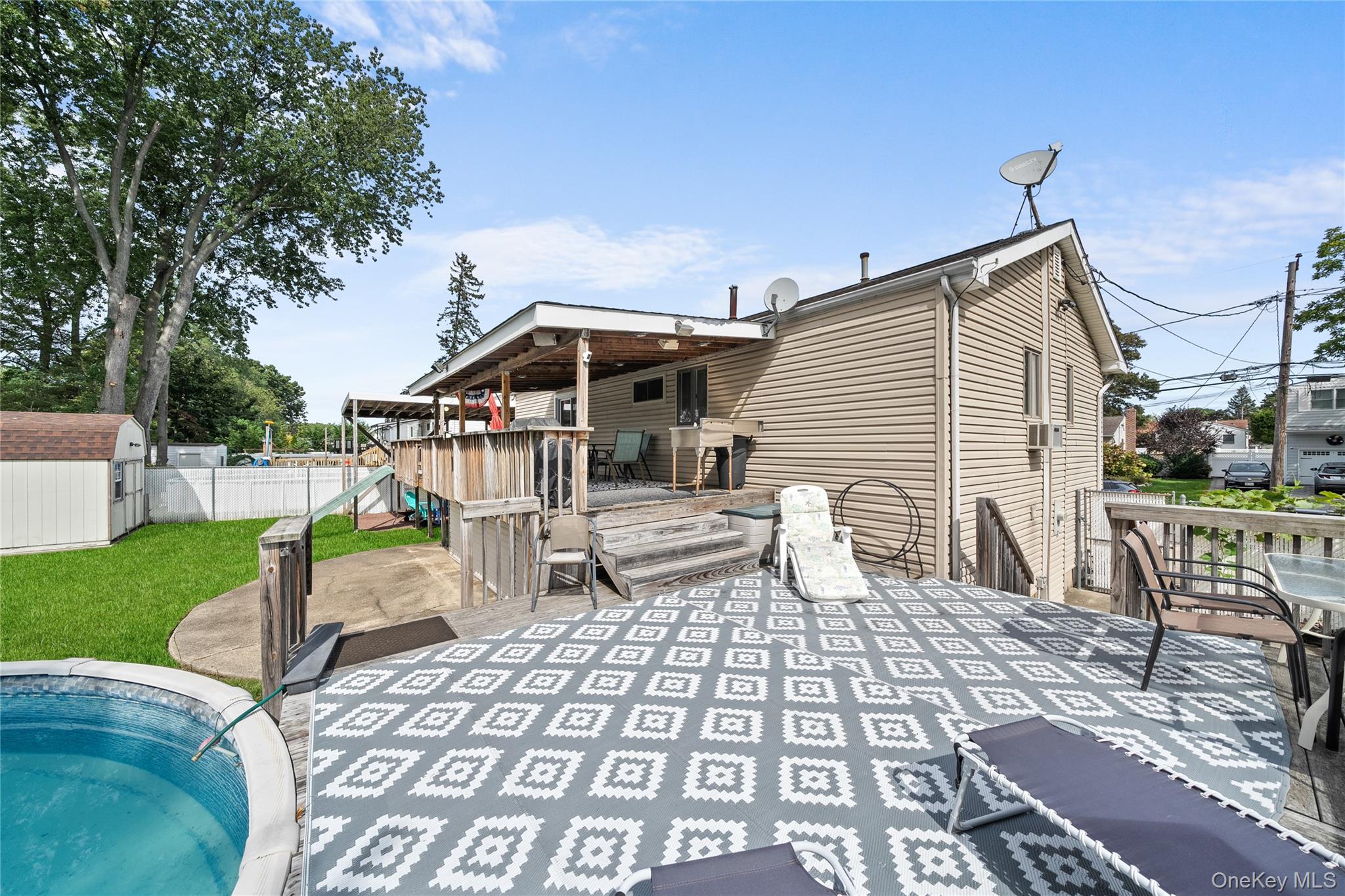 34 W 21st Street, Deer Park, NY 11729