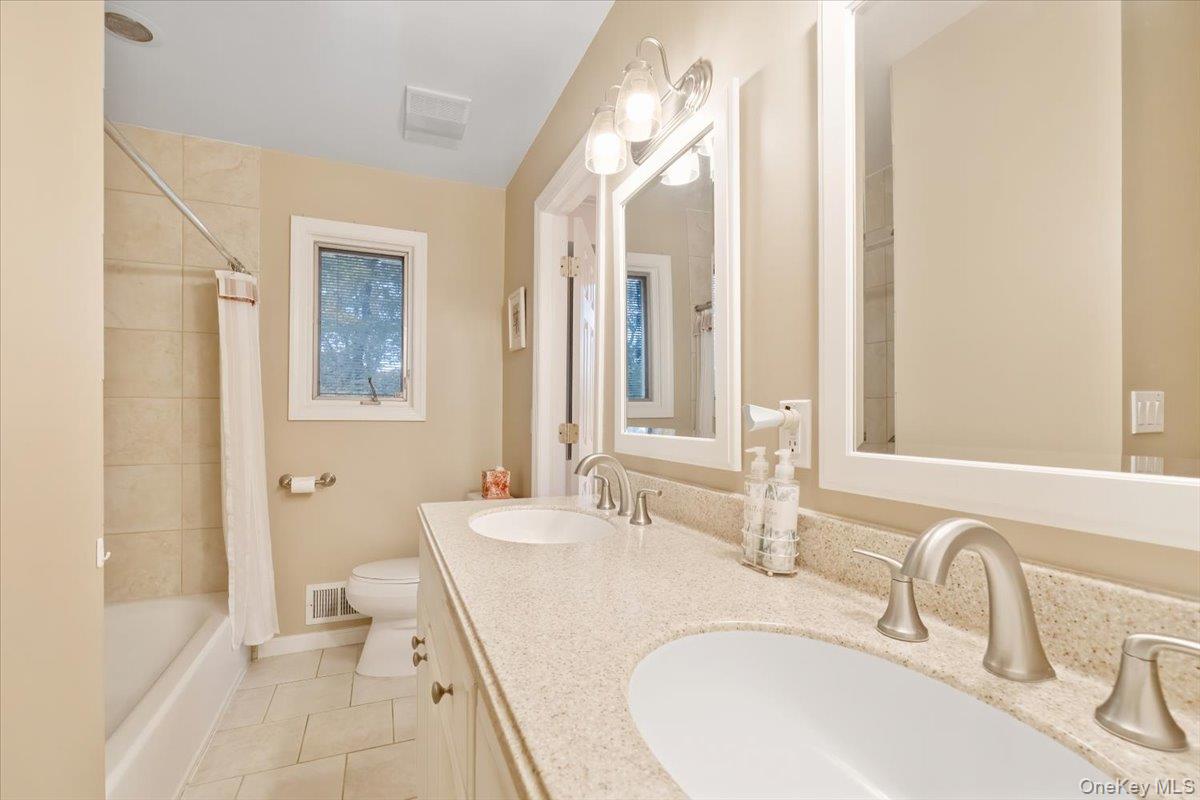 26 Van Terrace, Sparkill, NY 10976