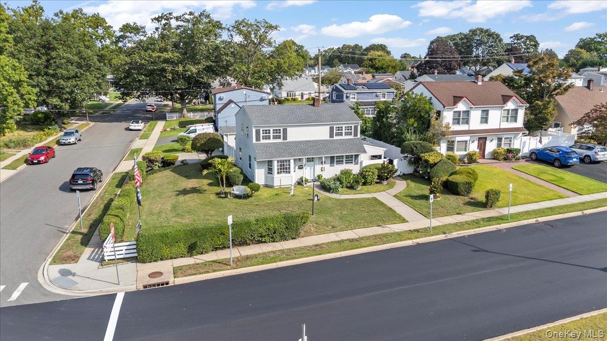 109 Periwinkle Road, Levittown, NY 11756