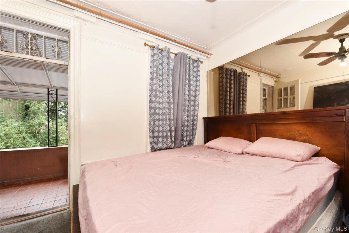 121 Riverdale Avenue, Brooklyn, NY 11212