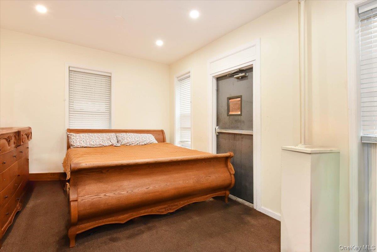 121 Riverdale Avenue, Brooklyn, NY 11212