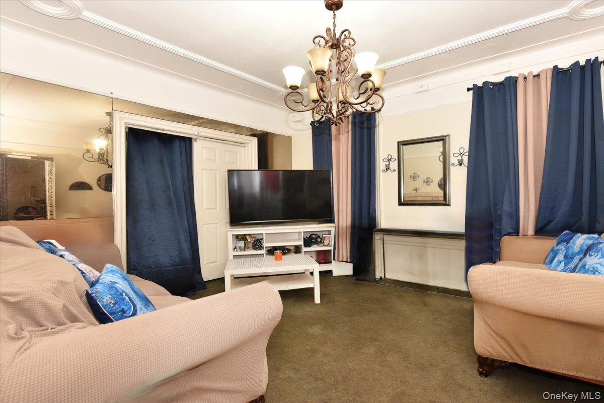 121 Riverdale Avenue, Brooklyn, NY 11212