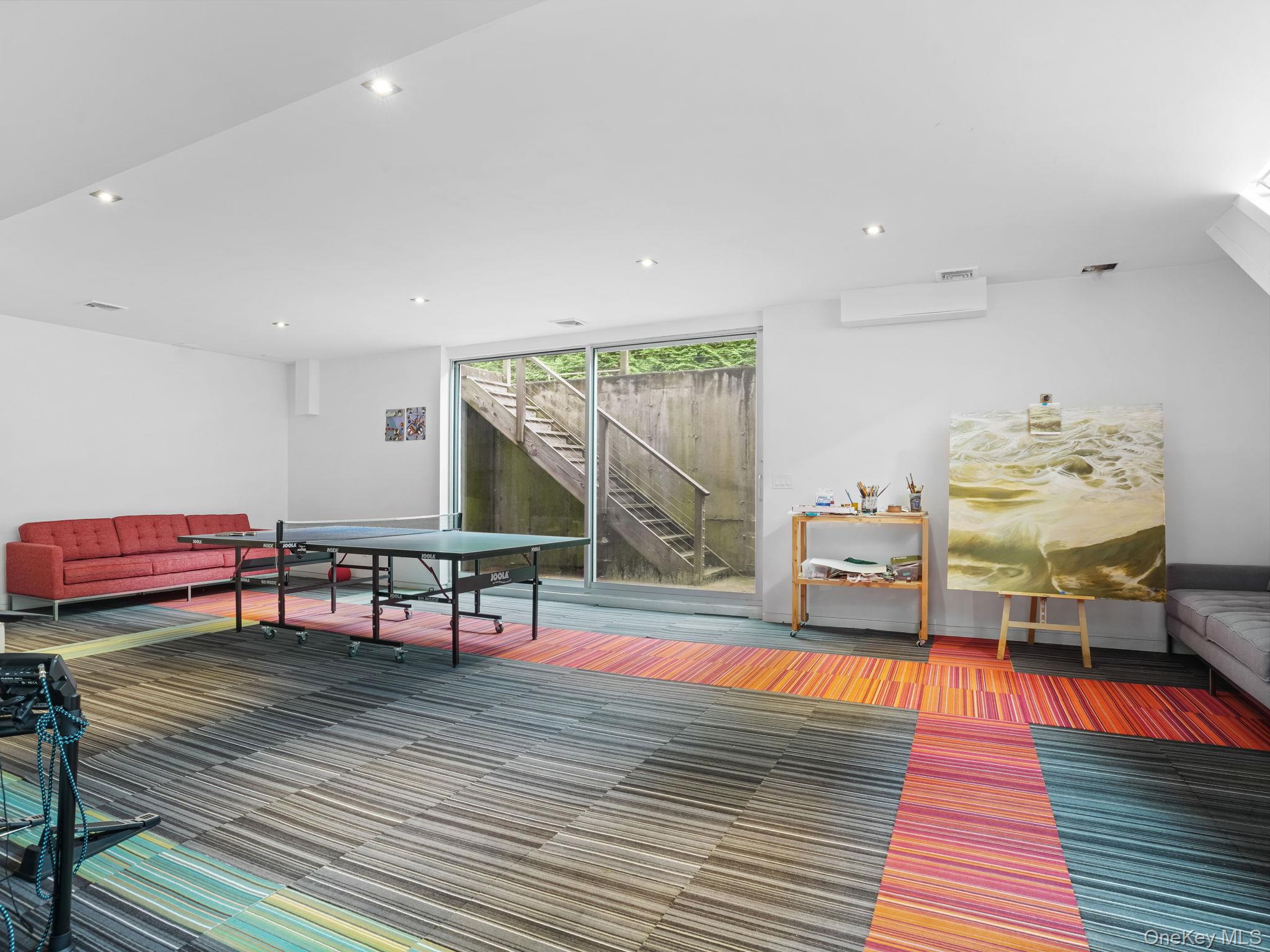 Southampton, NY 11968