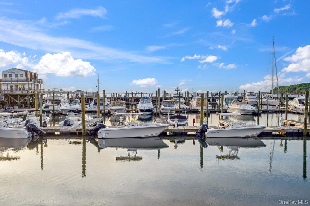 41 Landing Lane, Port Jefferson, NY 11777