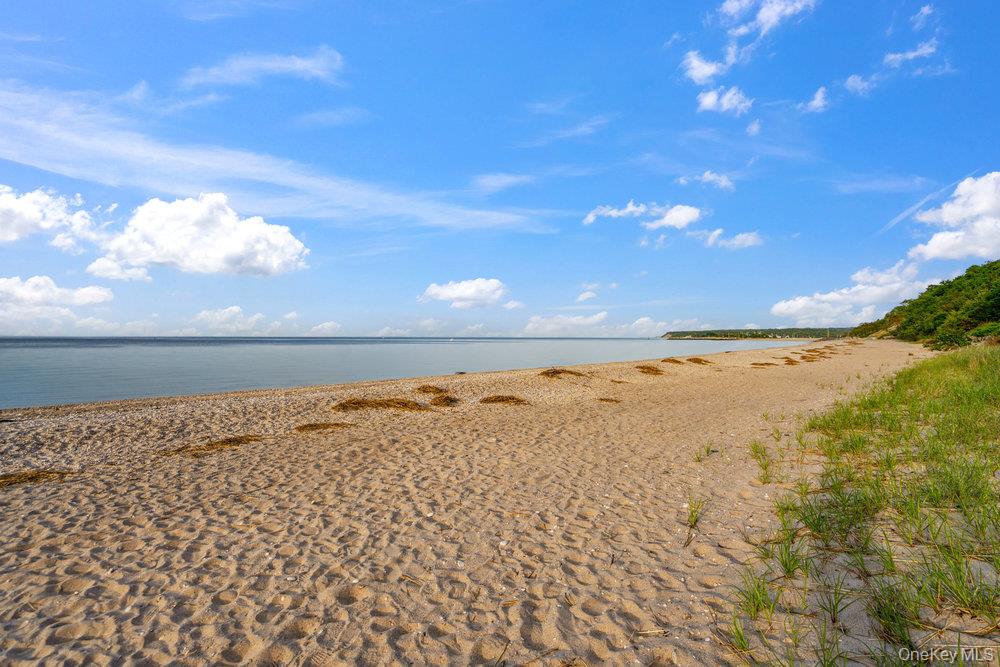 41 Landing Lane, Port Jefferson, NY 11777