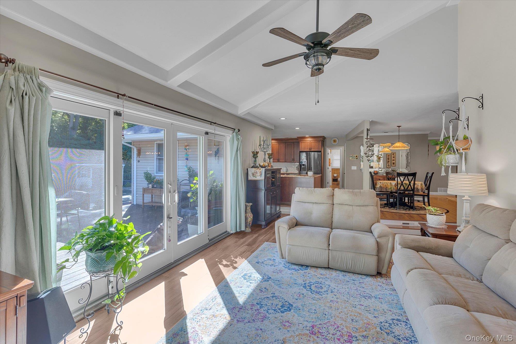 41 Landing Lane, Port Jefferson, NY 11777