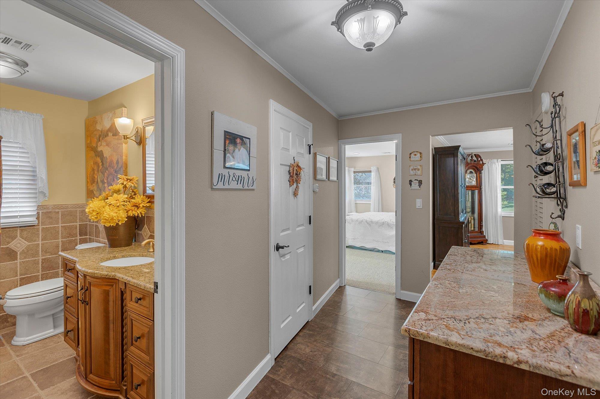 41 Landing Lane, Port Jefferson, NY 11777