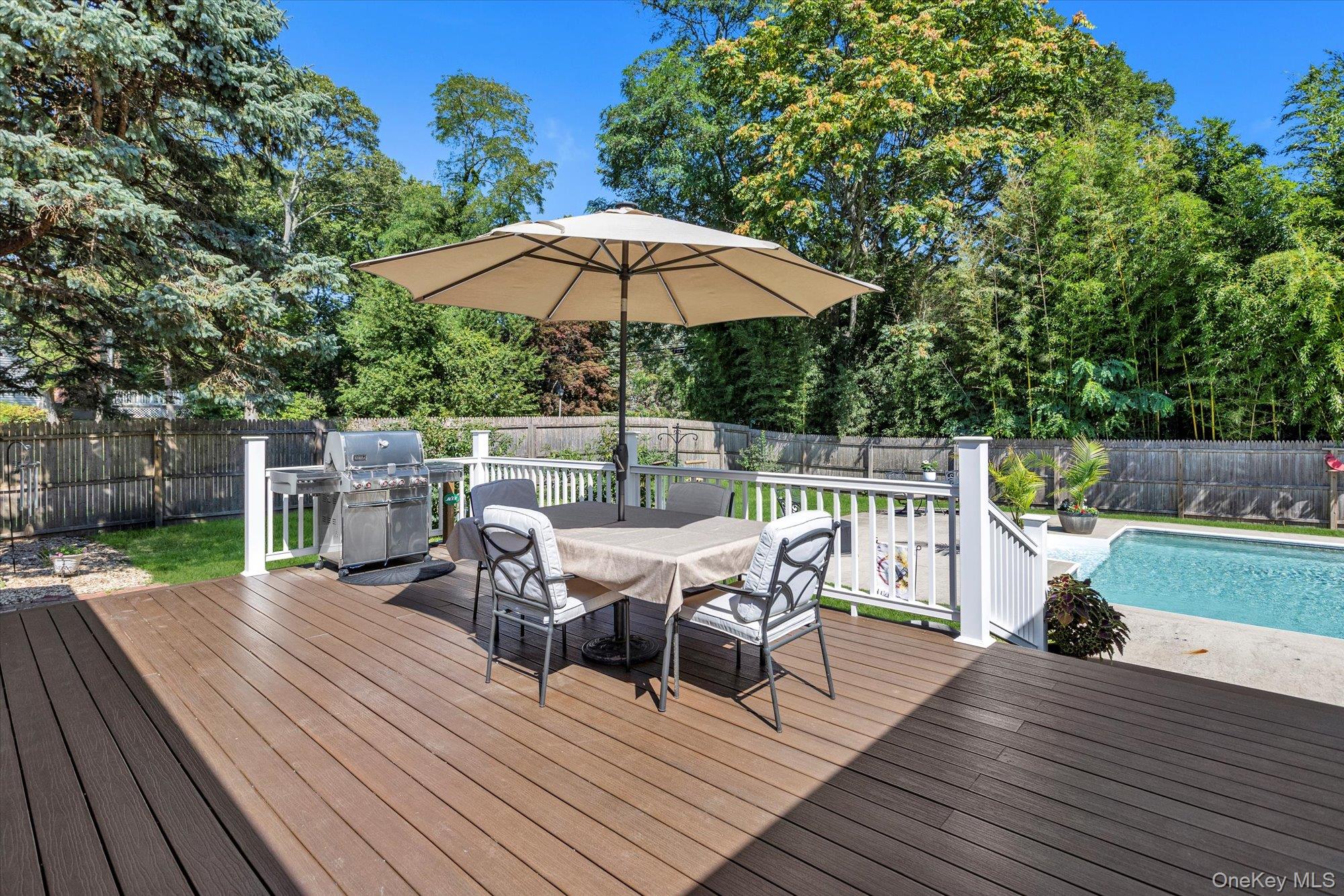 41 Landing Lane, Port Jefferson, NY 11777