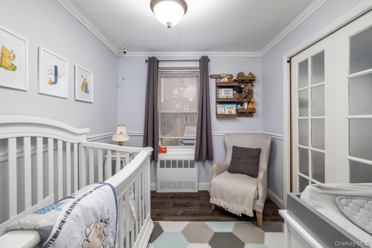 99 Randall # 1Q, Freeport, NY 11520