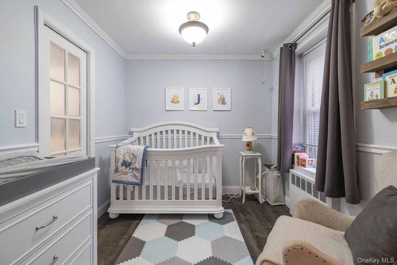 99 Randall # 1Q, Freeport, NY 11520