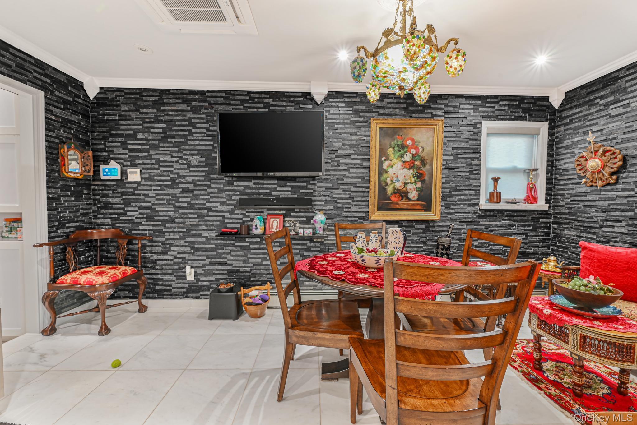 38 Quarry Lane, Levittown, NY 11756