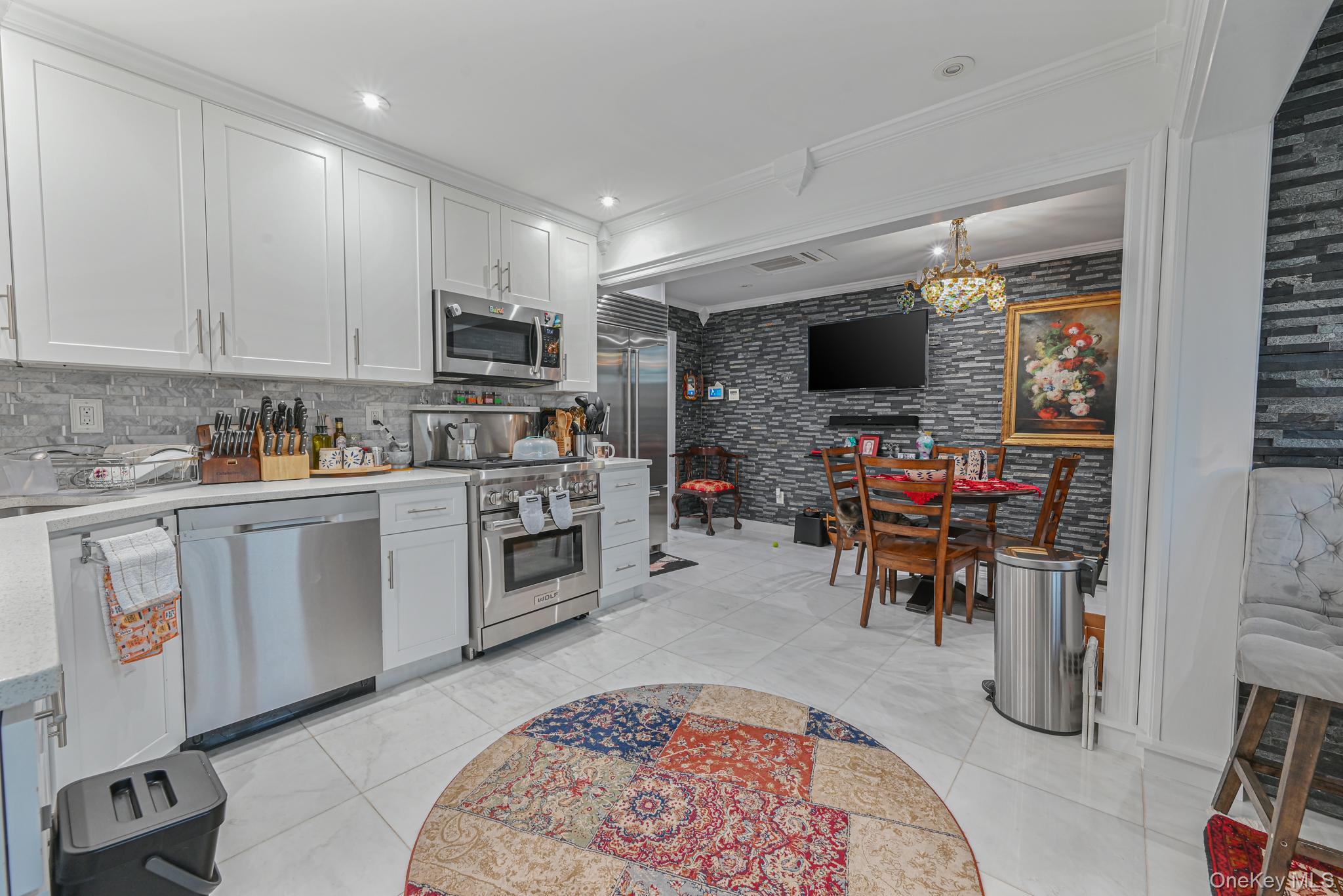 38 Quarry Lane, Levittown, NY 11756