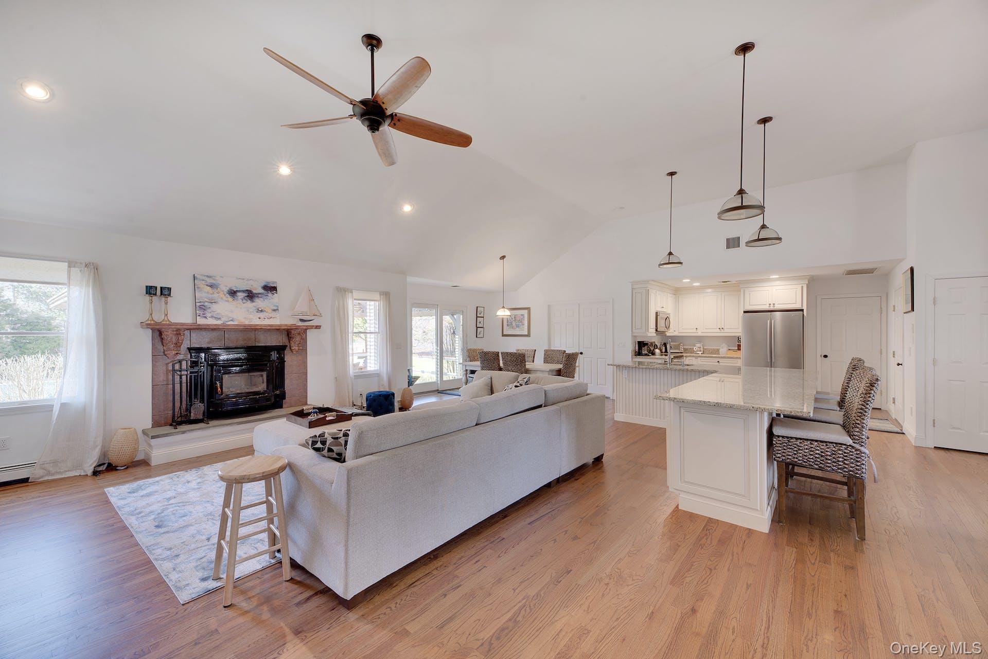 3045 Rocky Point Road, East Marion, NY 11939