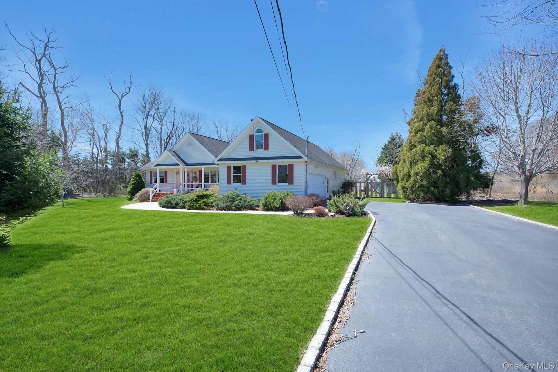 3045 Rocky Point Road, East Marion, NY 11939