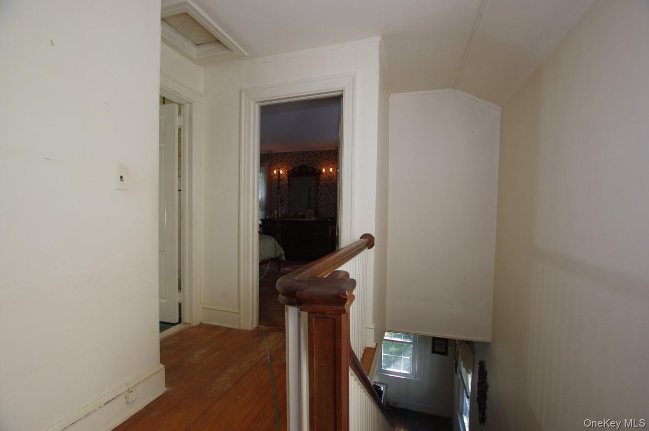 16 Mount Sinai Coram Road, Coram, NY 11727