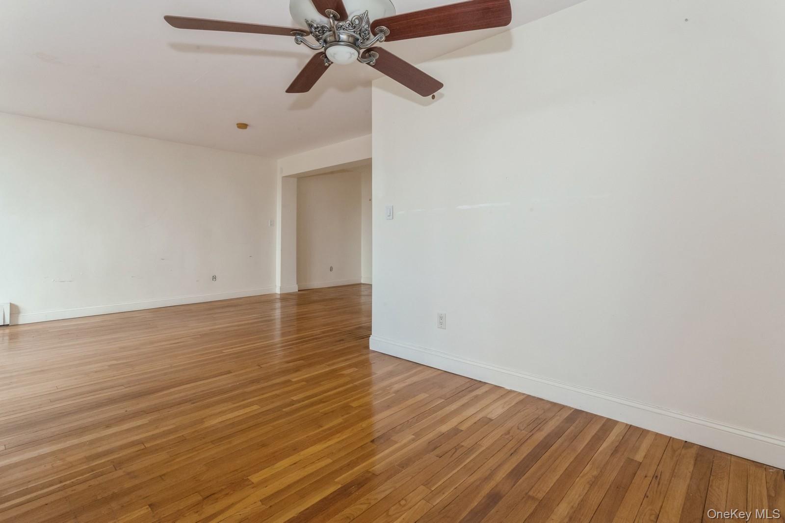 210 E Broadway # 6B, Long Beach, NY 11561