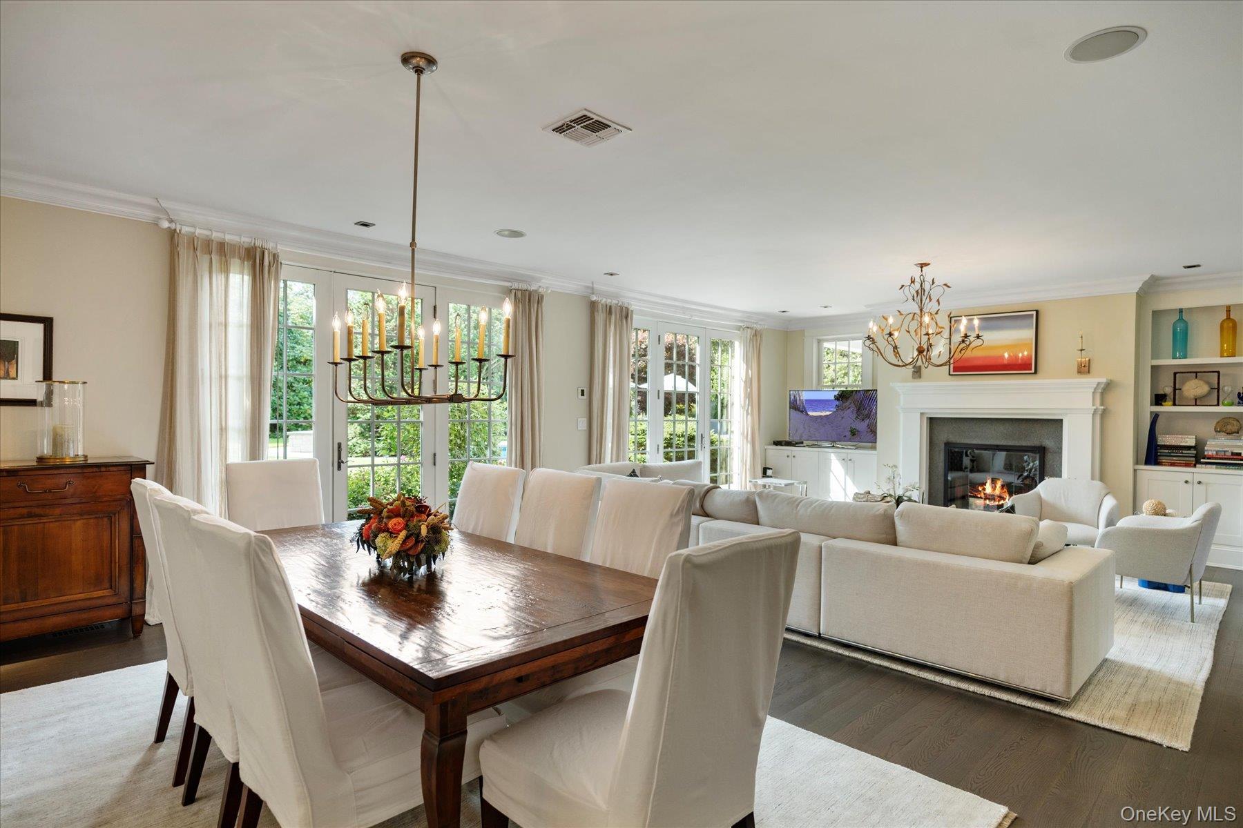 231 Flying Point Road, Southampton, NY 11968