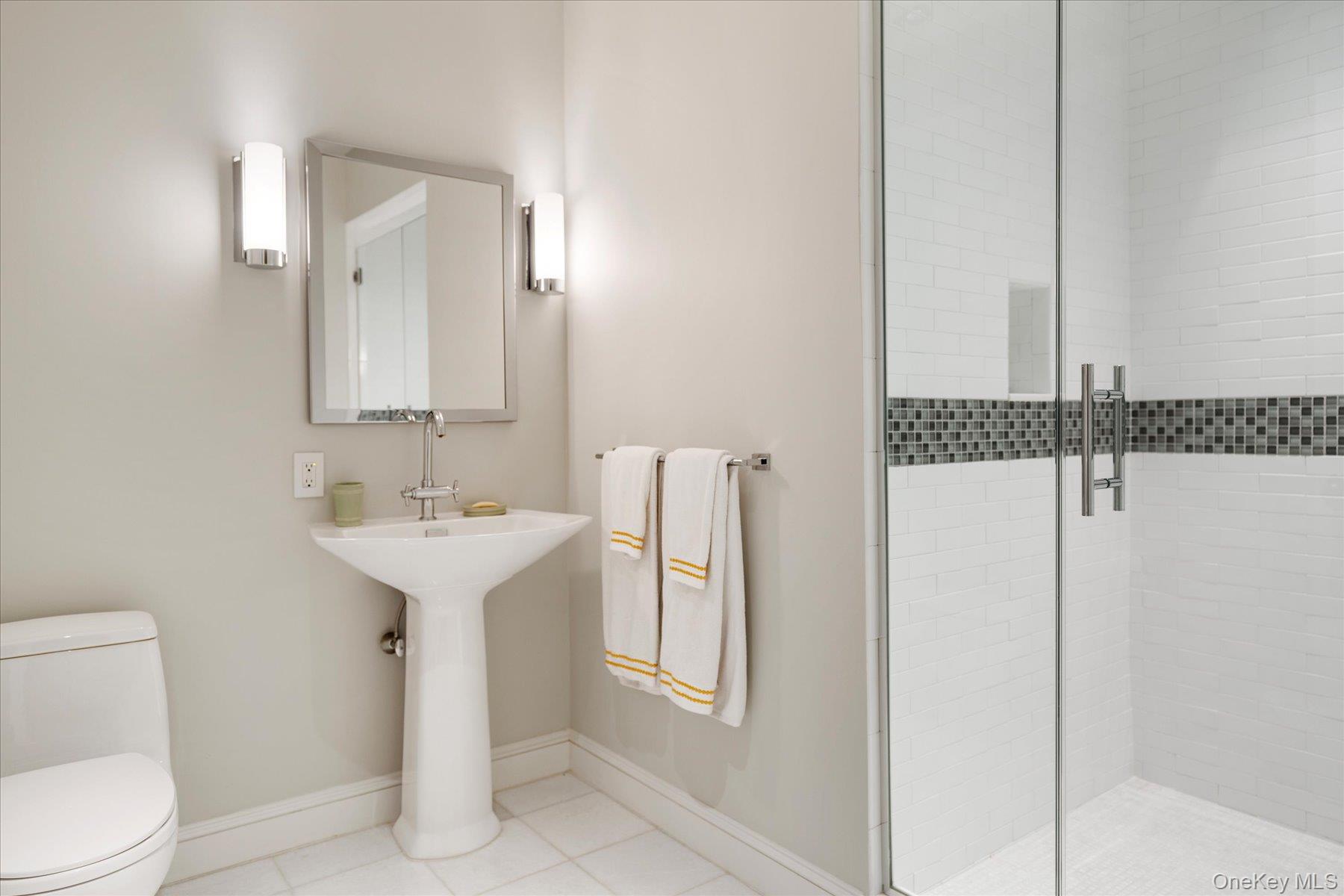 231 Flying Point Road, Southampton, NY 11968