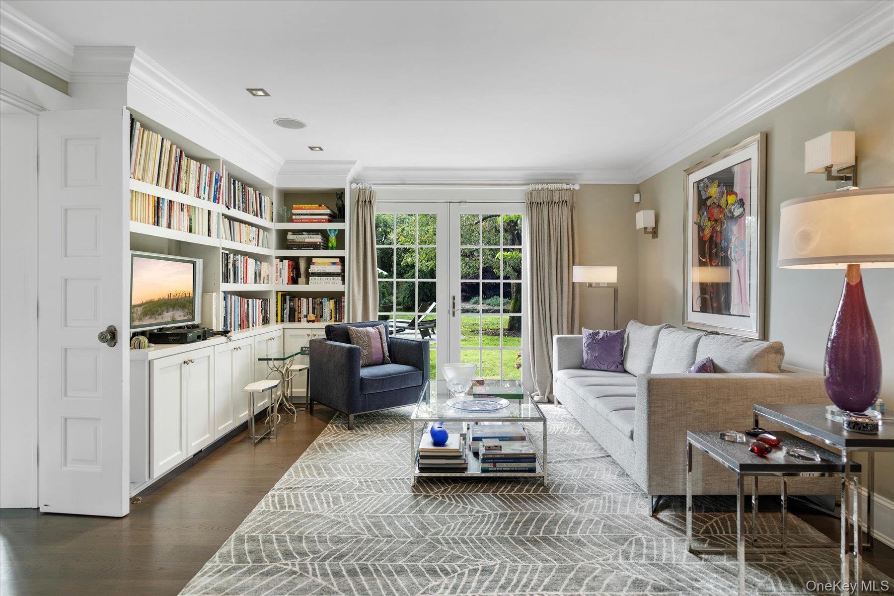 231 Flying Point Road, Southampton, NY 11968