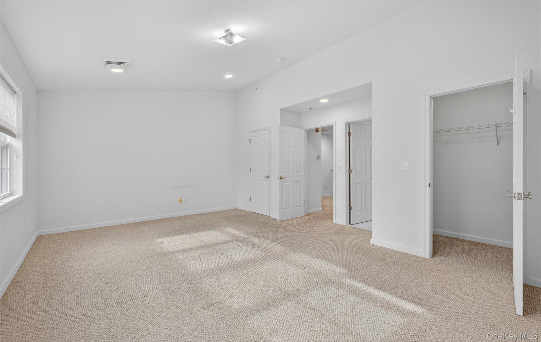 113 Willow Lane, Valley Stream, NY 11580