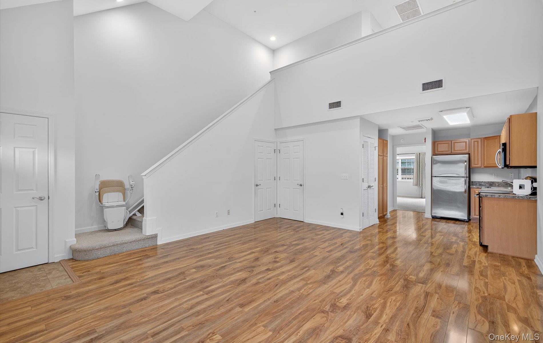 113 Willow Lane, Valley Stream, NY 11580