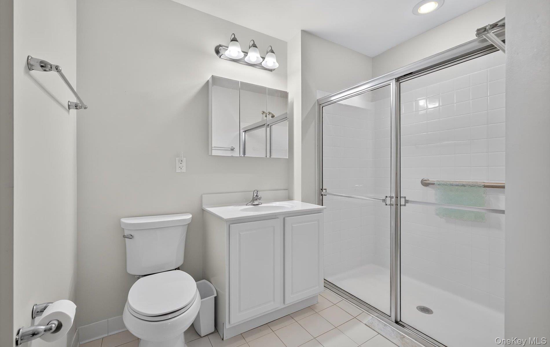 113 Willow Lane, Valley Stream, NY 11580