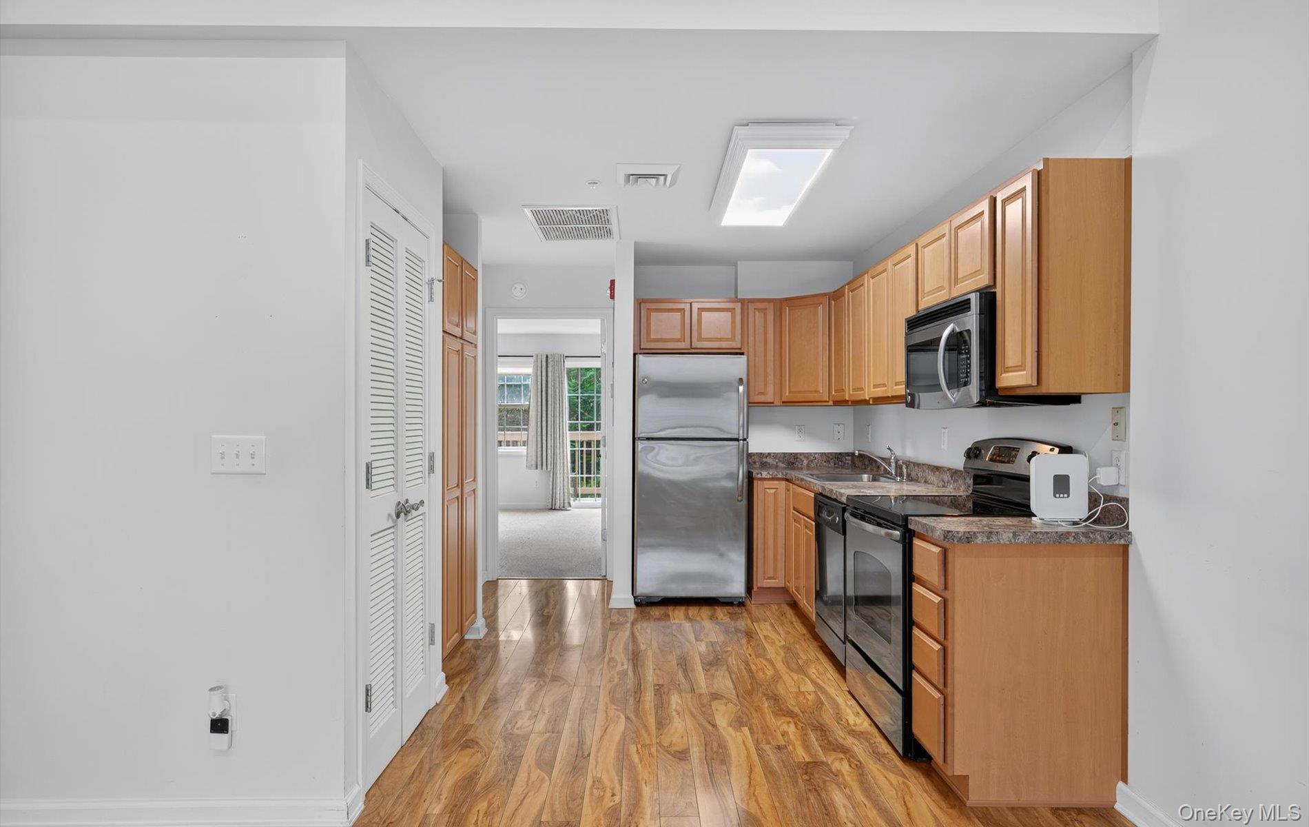 113 Willow Lane, Valley Stream, NY 11580