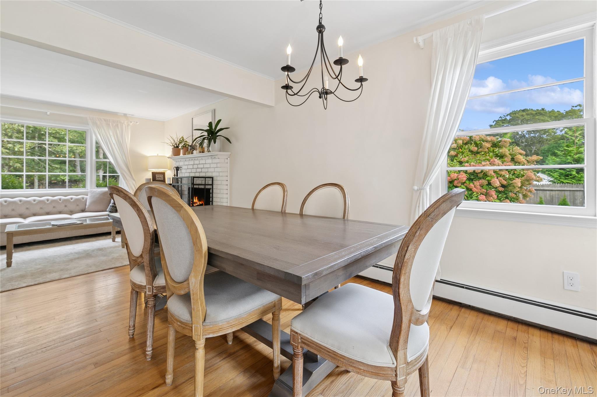 1181 FIREPLACE RD, East Hampton, NY 11937