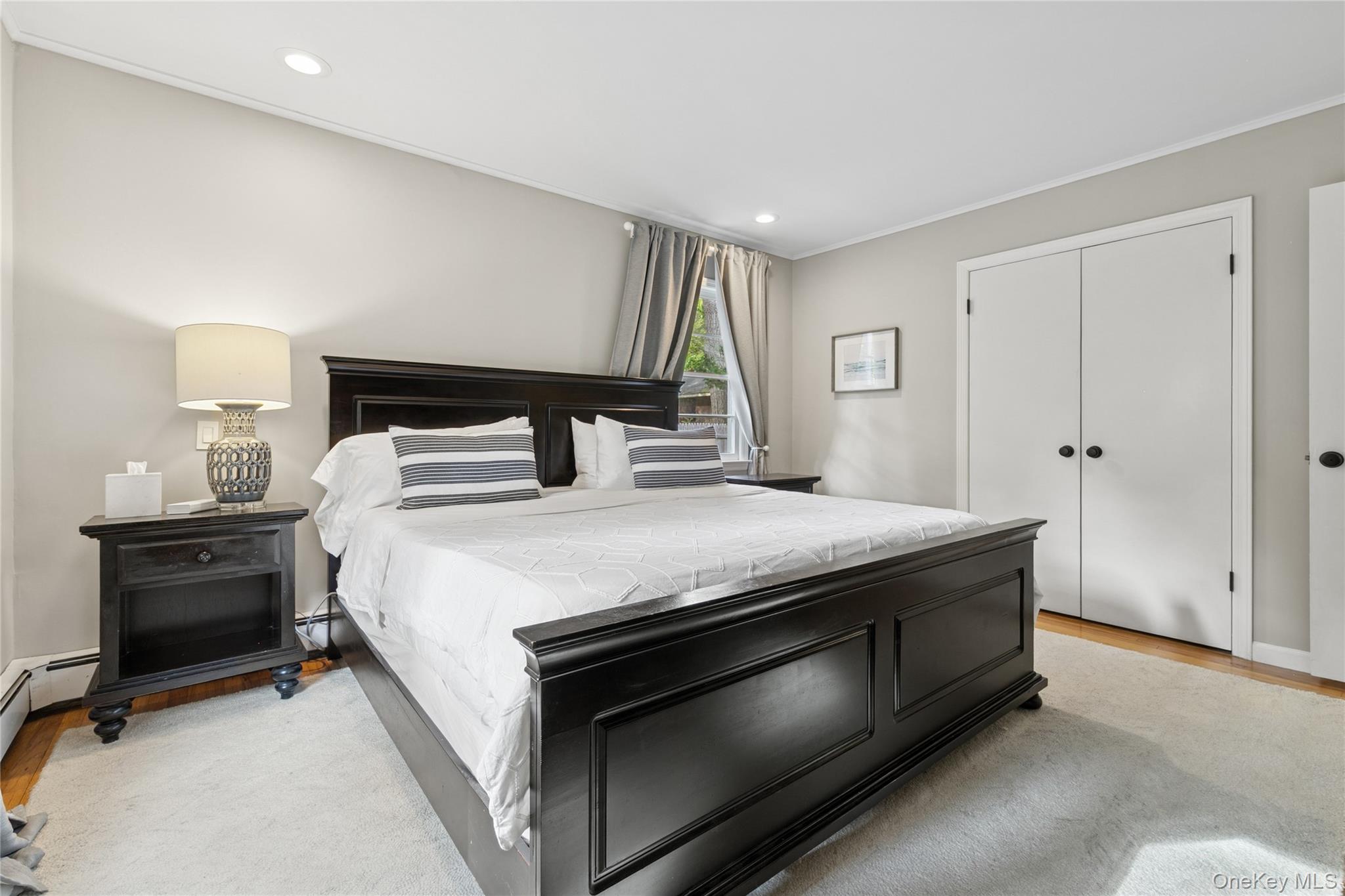 1181 FIREPLACE RD, East Hampton, NY 11937