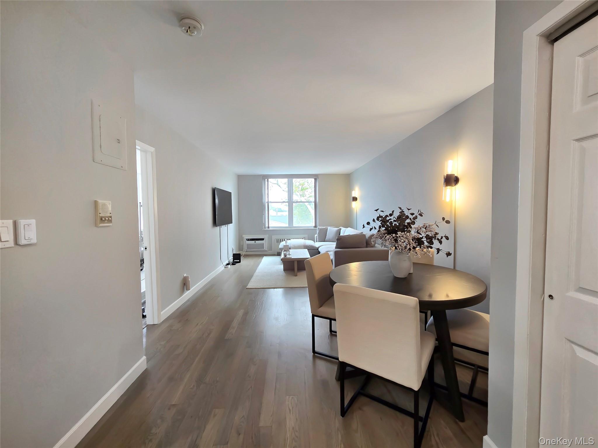 874 W Broadway # 3C, Woodmere, NY 11598