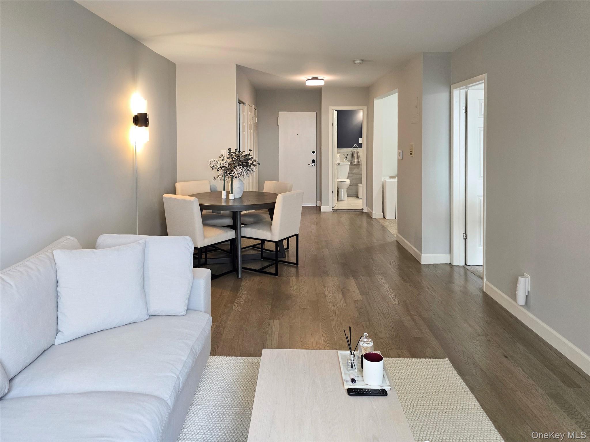 874 W Broadway # 3C, Woodmere, NY 11598