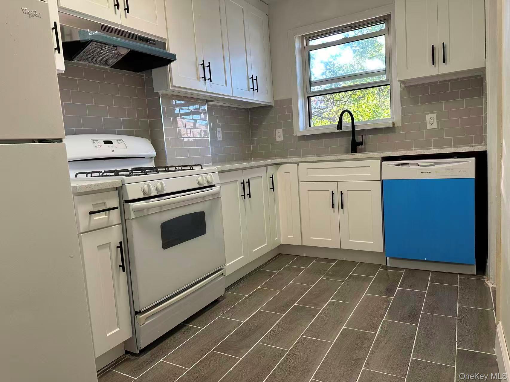 64-12 155 Street, Flushing, NY 11367