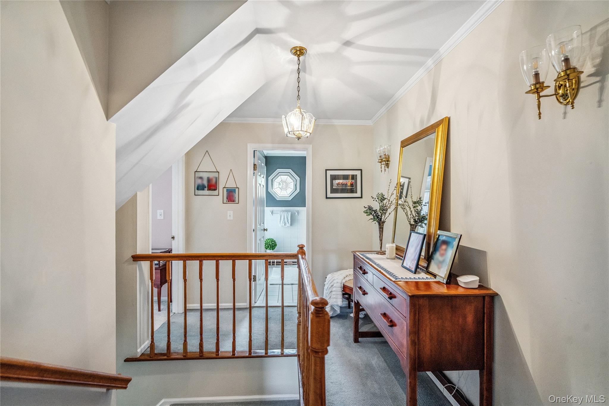 6 Cedar Avenue, Locust Valley, NY 11560