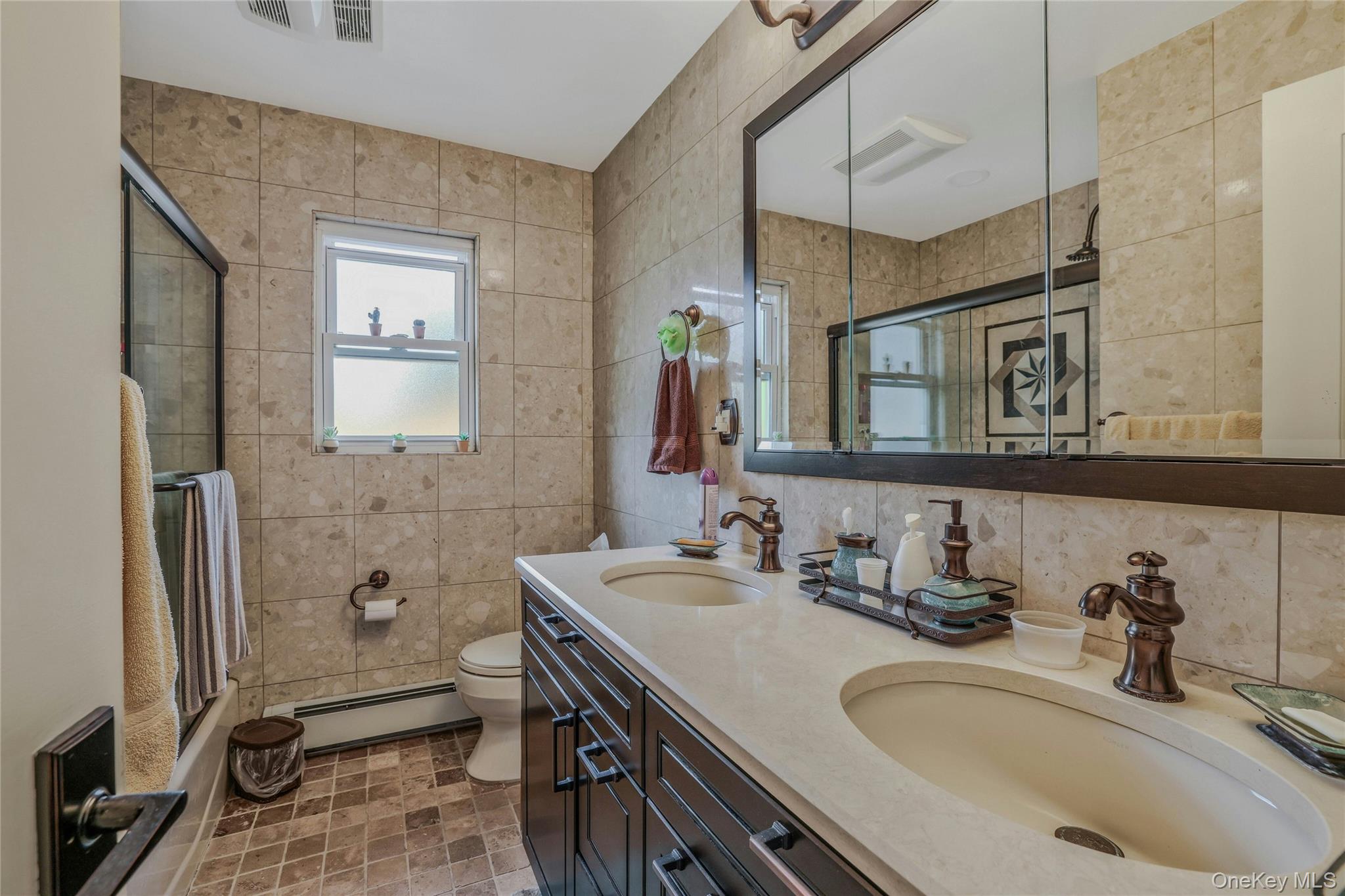 53 2nd Street, New Hyde Park, NY 11040