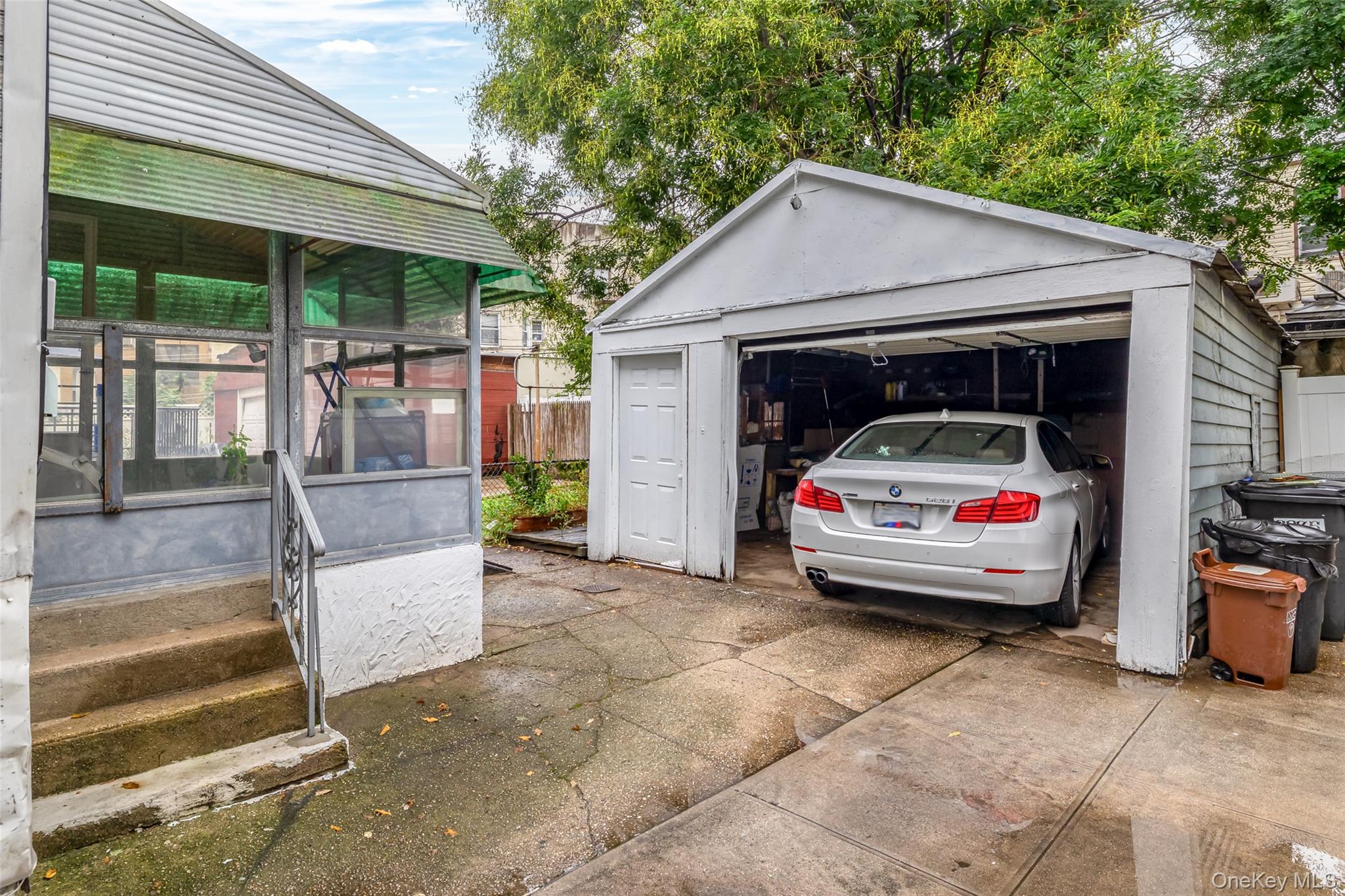 62-31 60th Road, Maspeth, NY 11378