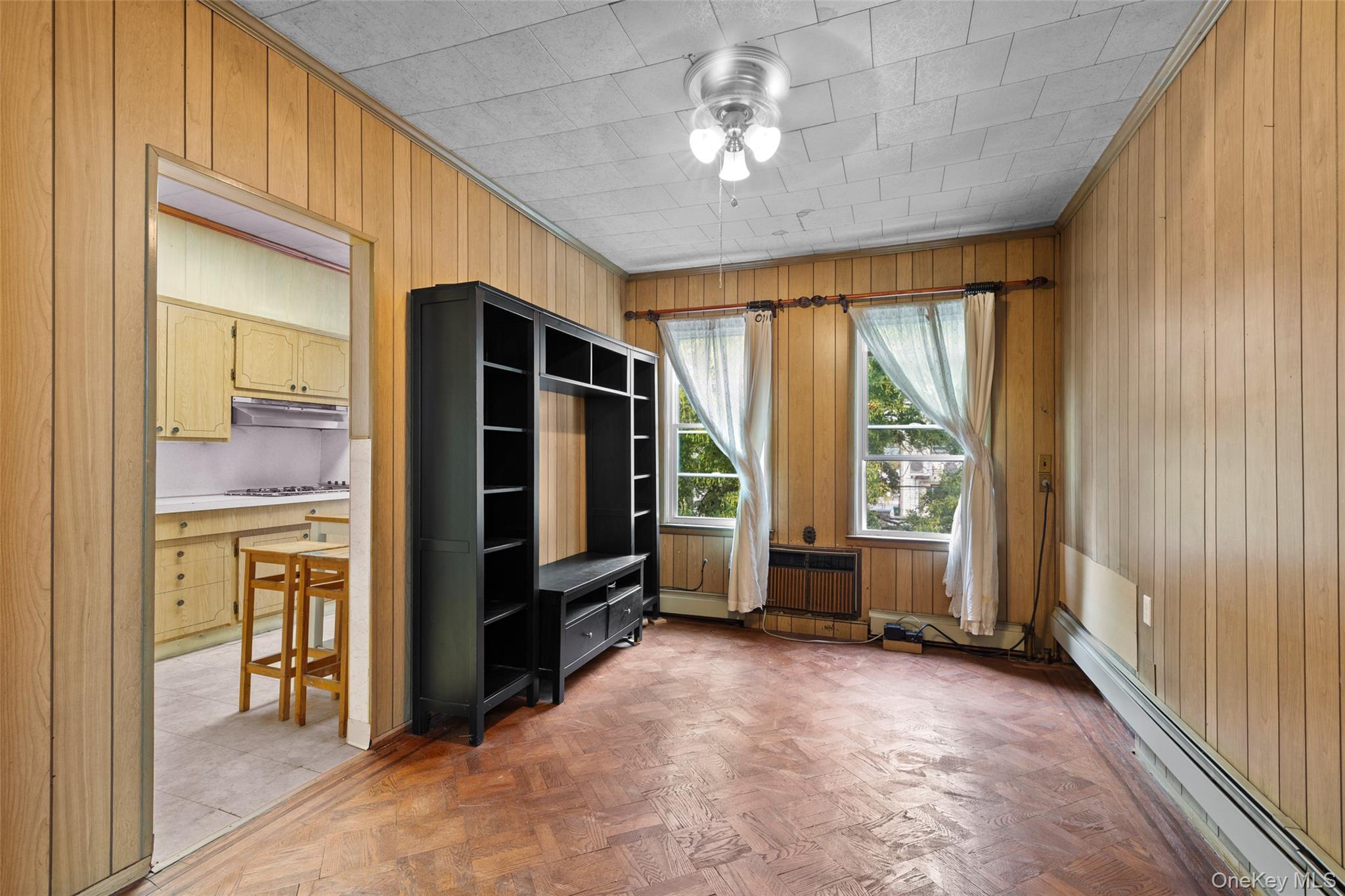 62-31 60th Road, Maspeth, NY 11378