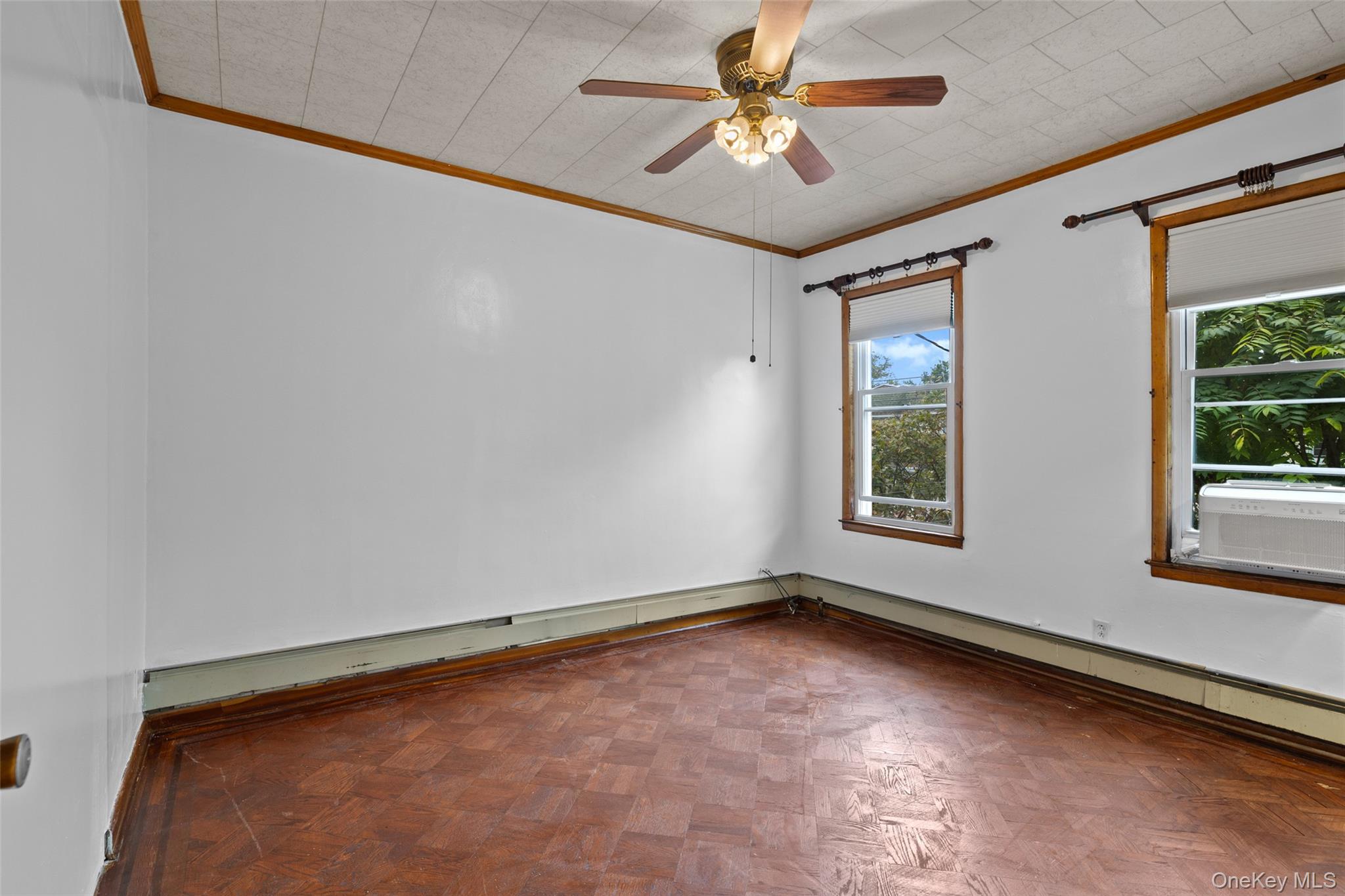 62-31 60th Road, Maspeth, NY 11378