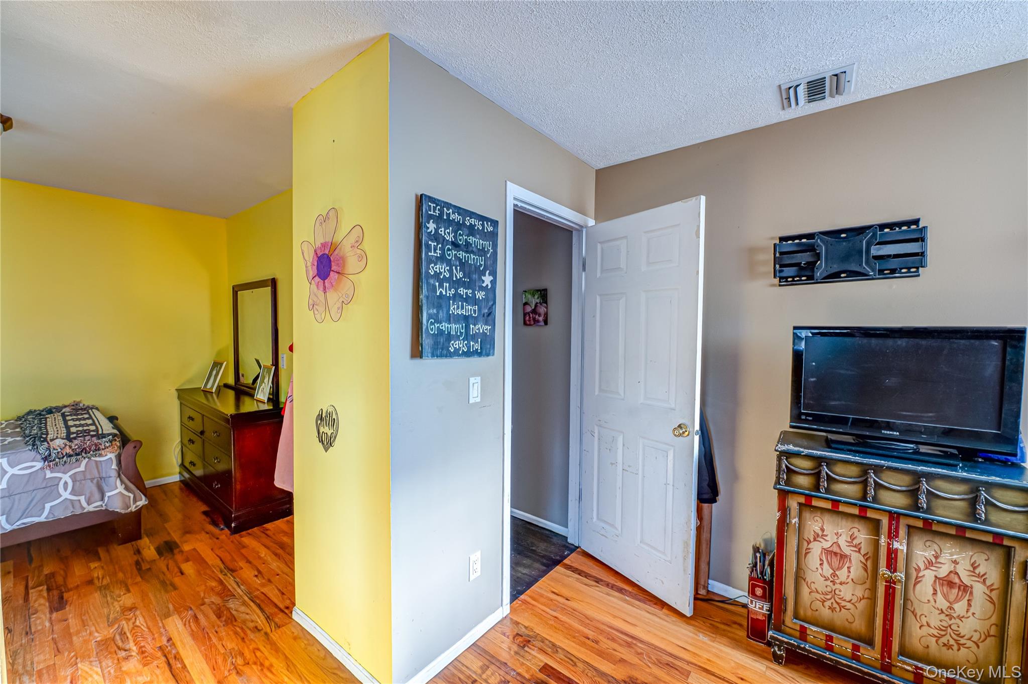 110 Kinsella Avenue, Massapequa Park, NY 11762