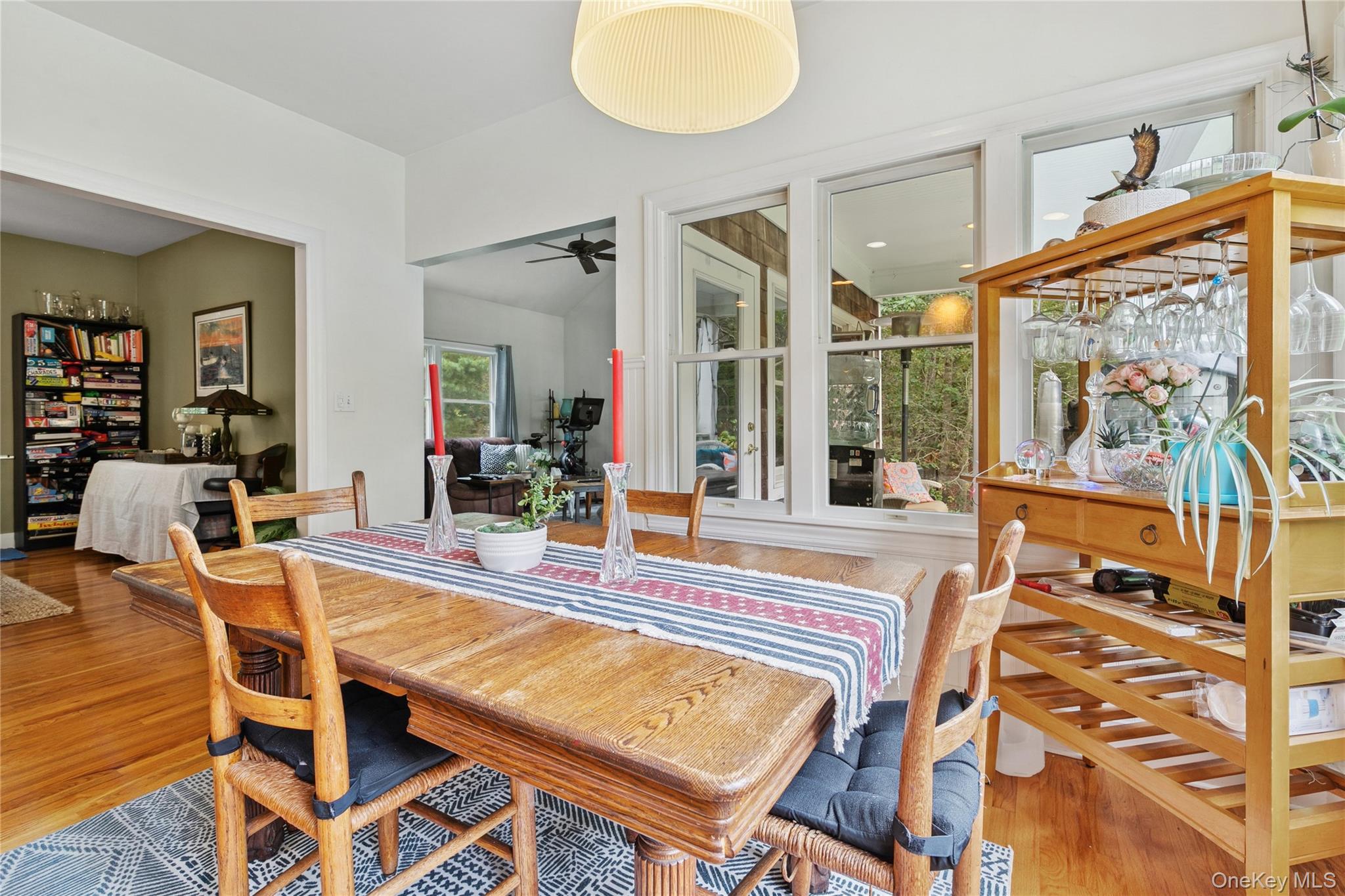 20 HOWARD ST, East Hampton, NY 11937