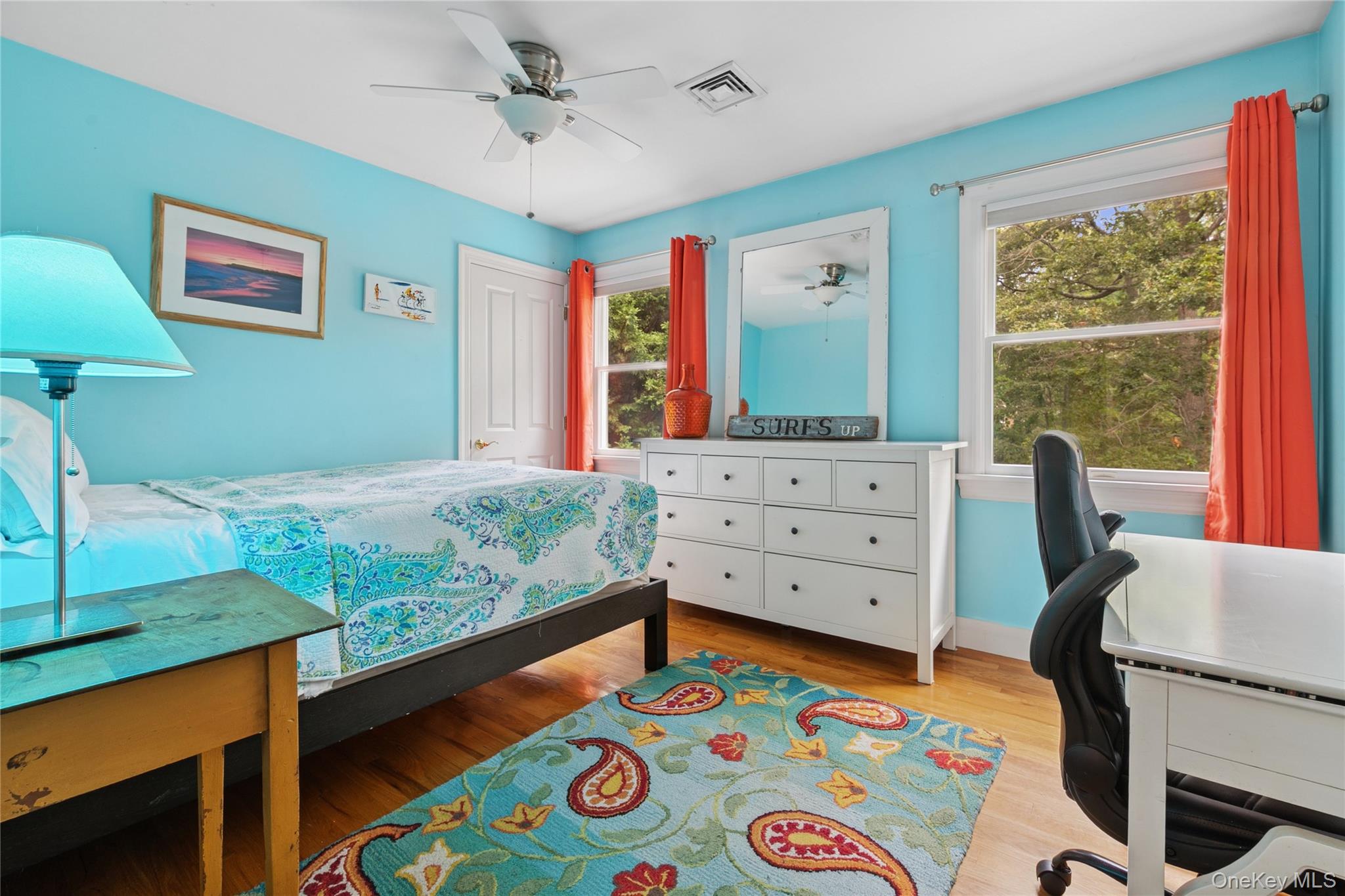 20 HOWARD ST, East Hampton, NY 11937