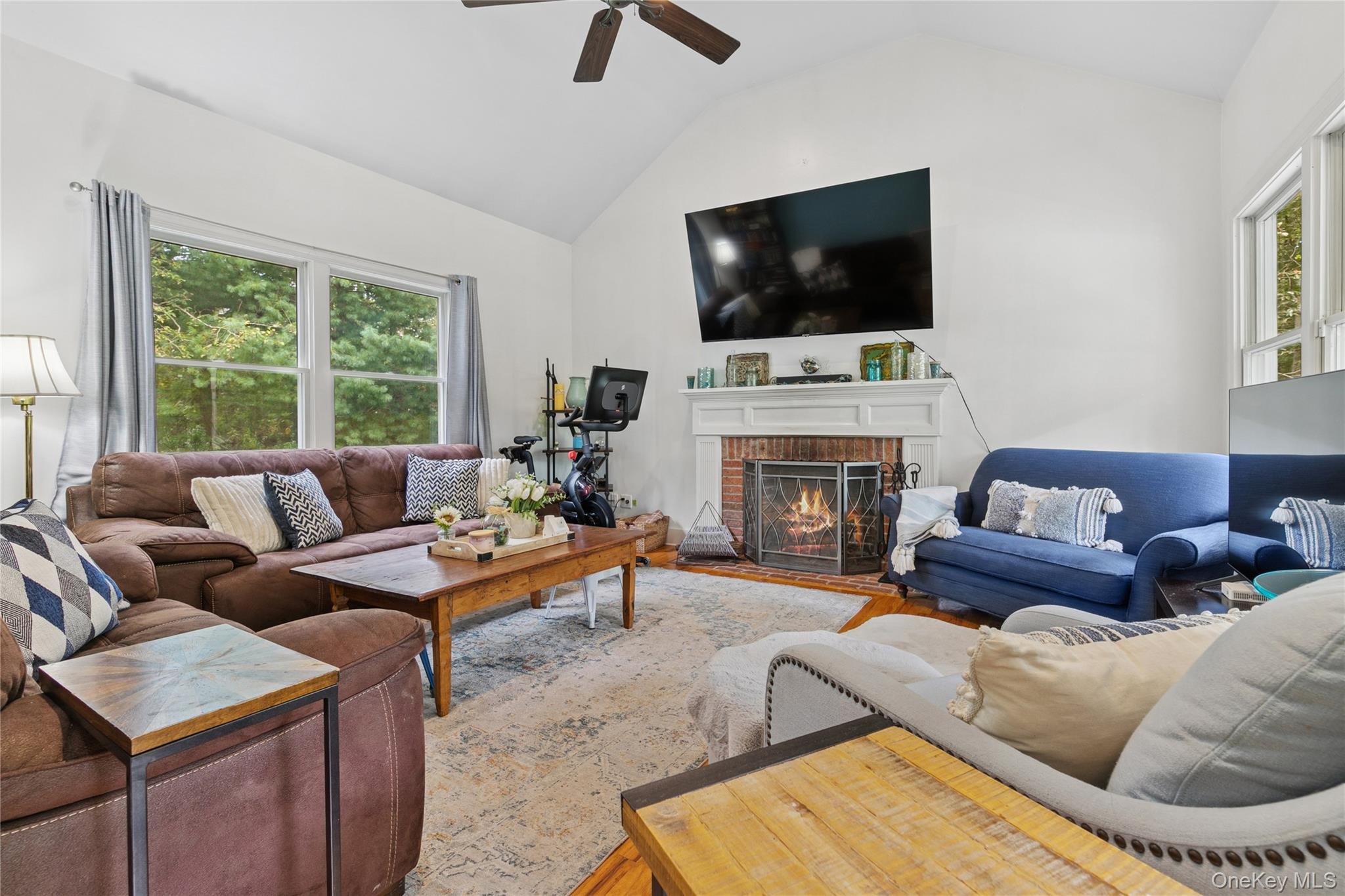 20 HOWARD ST, East Hampton, NY 11937