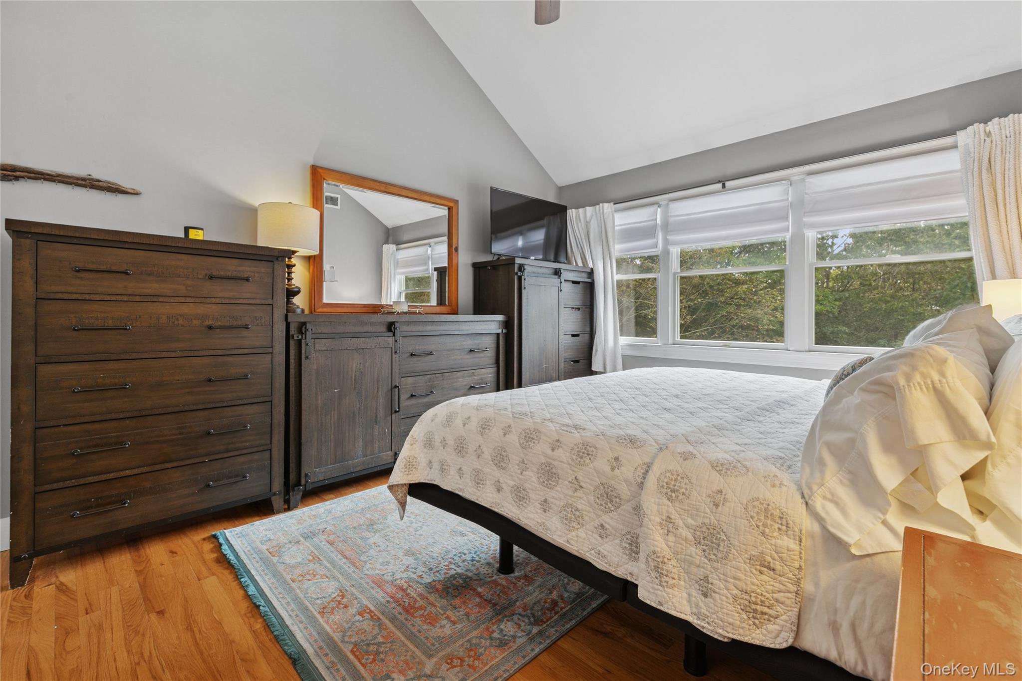 20 HOWARD ST, East Hampton, NY 11937