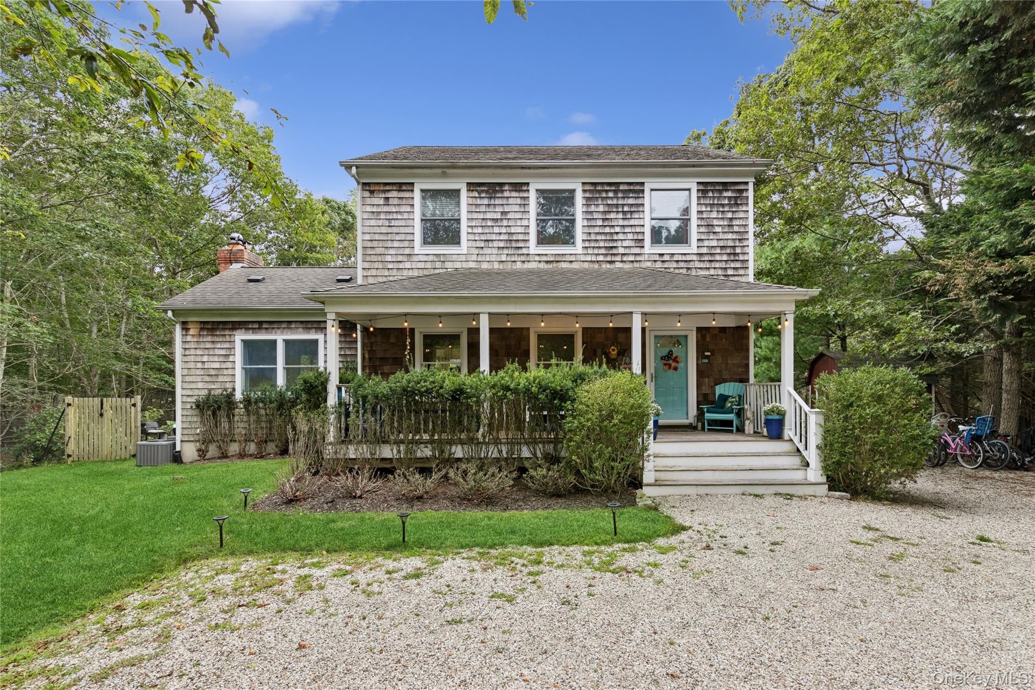 20 HOWARD ST, East Hampton, NY 11937