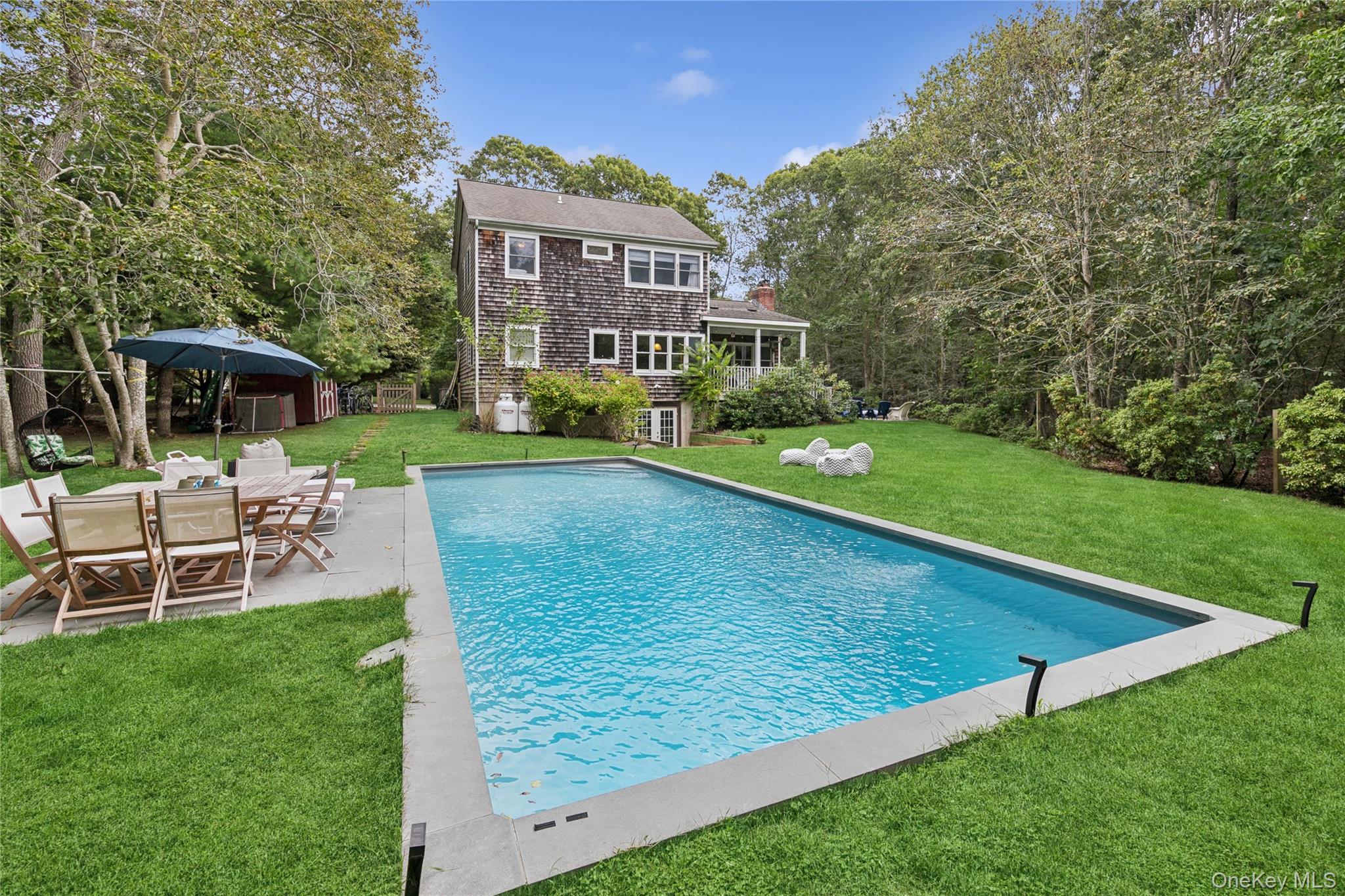 20 HOWARD ST, East Hampton, NY 11937