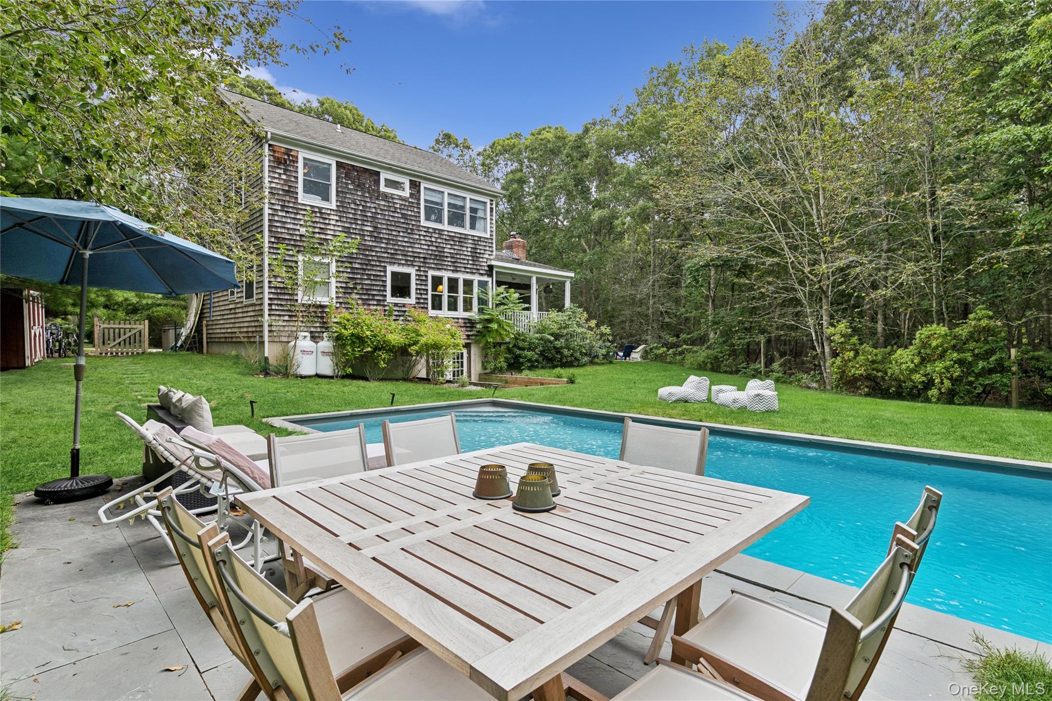 20 HOWARD ST, East Hampton, NY 11937