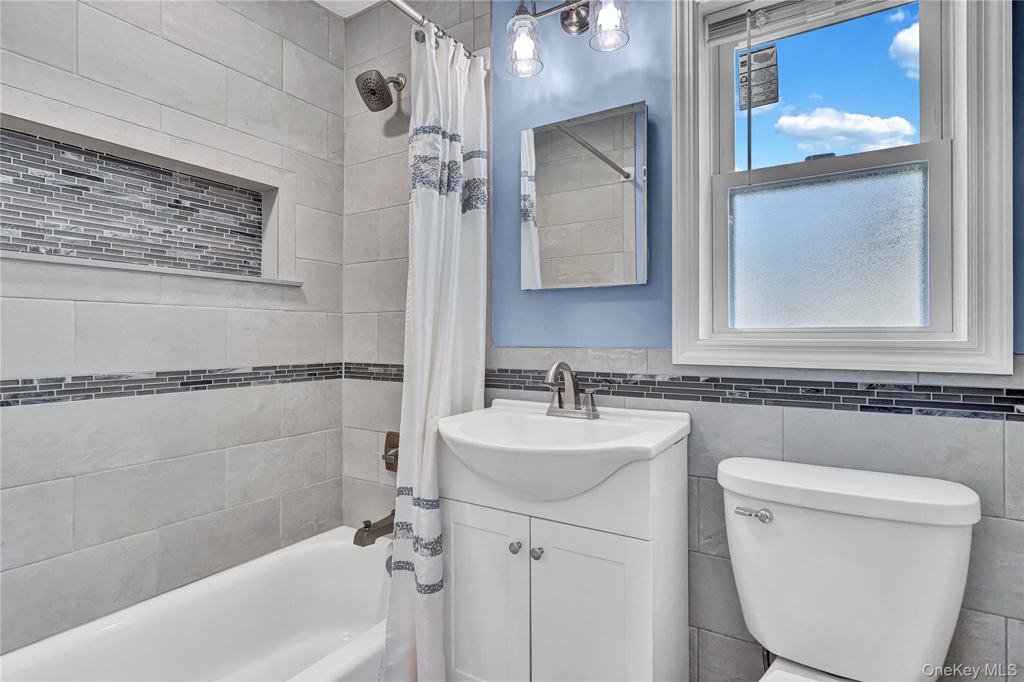 81 Finch # 2B, Islip, NY 11751