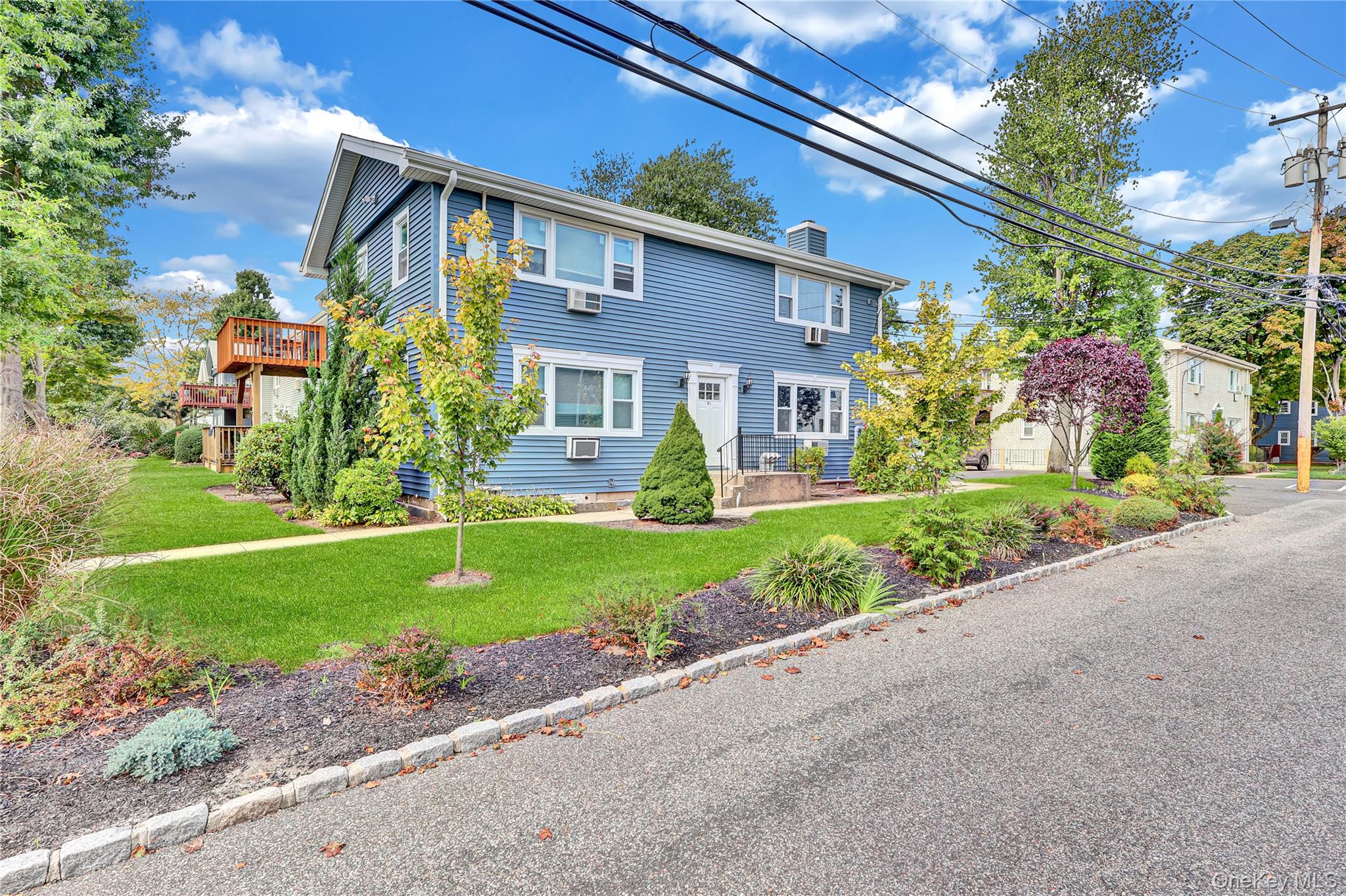 81 Finch # 2B, Islip, NY 11751